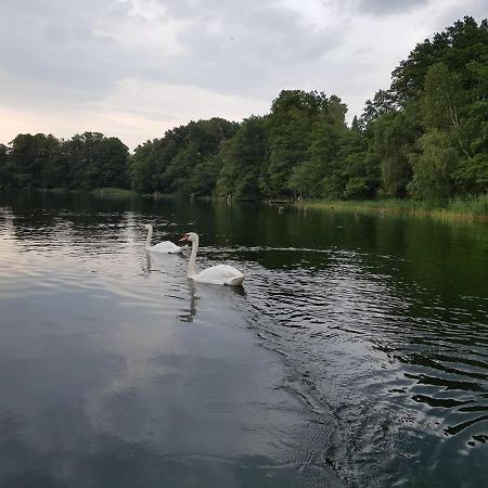 Pension New Nomads Zesch Zewnętrze zdjęcie