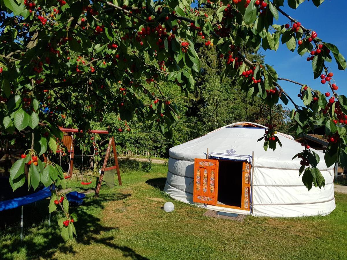 Pension New Nomads Zesch Zewnętrze zdjęcie